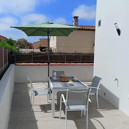 Annee 2024 Bord De 6 Pers Holiday home